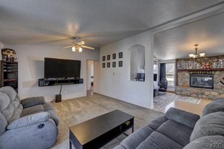 544 N Raymont Dr Pueblo West, CO 81007